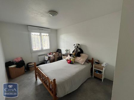 Location Appartement 2 pièces 55m² LOUVROIL 59720 - Photo 2