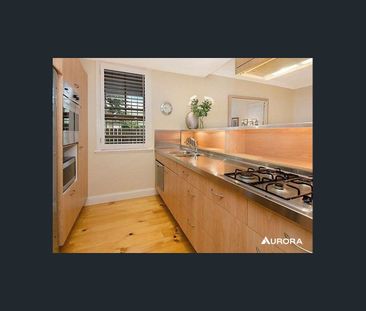 Charming Low Maintenance Home in Prime Clayfield Location - Photo 6