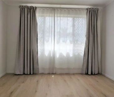 “Three Bedroom Townhome” - Photo 1