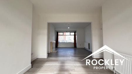 3 bedroom terraced house to rent - Photo 4