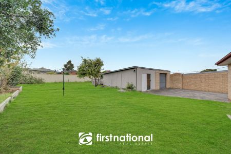 13 Parkmore Road, Keysborough - Photo 4