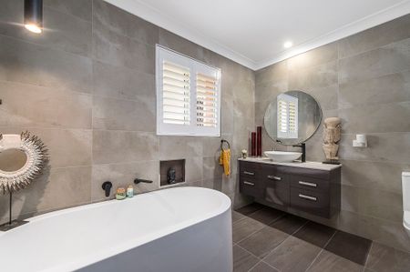 4/38 Chalmers Street, Port Macquarie NSW 2444 - Villa For Rent | Domain - Photo 5