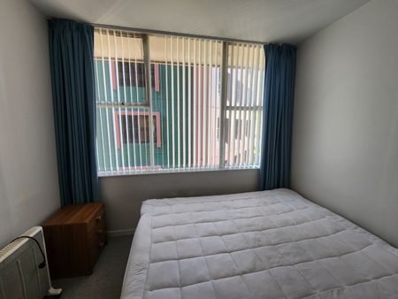 Central Wellington Living - Photo 3