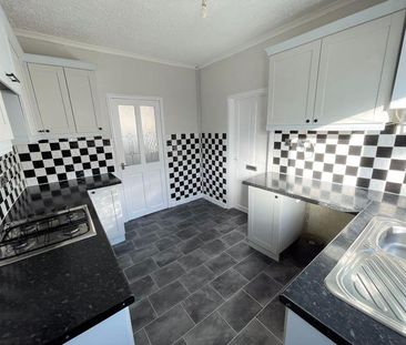 3 bedroom property to rent - Photo 3