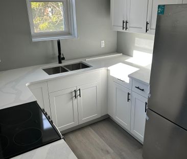 For Lease - 181 Ridout Street, London South, Ontario - Photo 1