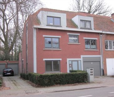 KNUS GERENOVEERD APPARTEMENT MET GARAGE - Photo 2