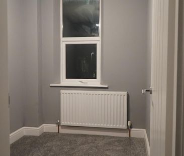 2 Bed Terraced House, Airedale Terrace, LS27 - Photo 5