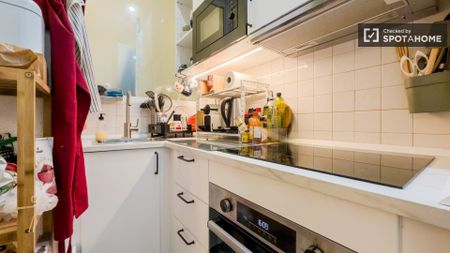 barcelona, Catalonia 08031 - Photo 5