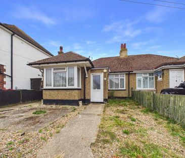 2 bedroom semi-detached bungalow to rent - Photo 6