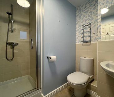 4 bedroom detached house to rent - Photo 6