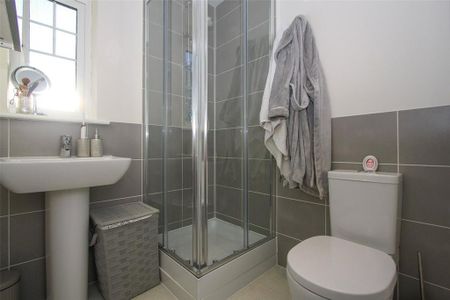 3 bedroom end of terrace house to rent - Photo 5