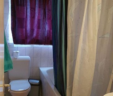 bright, centrally located 2-room apartment - Photo 4