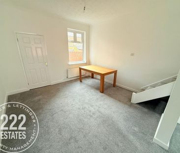 Sharp Street - Warrington - WA2 - Photo 6