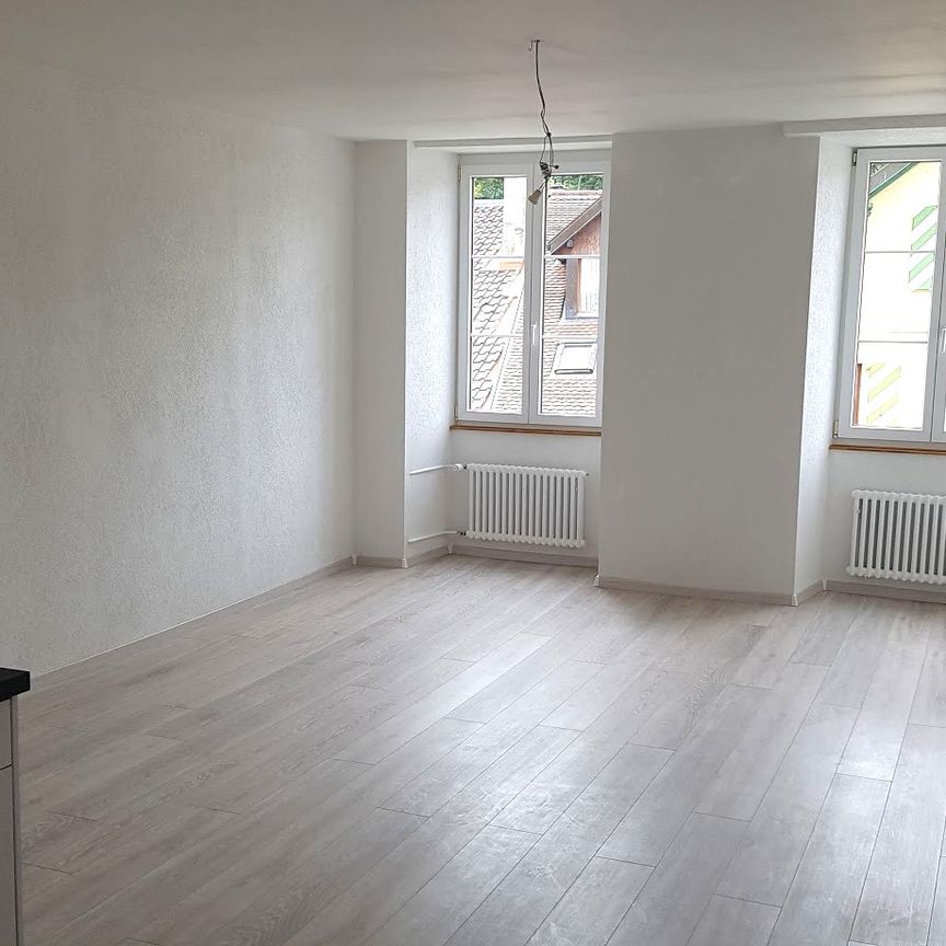 Joli studio au 2ème étage situé au coeur de Boudry - Photo 1