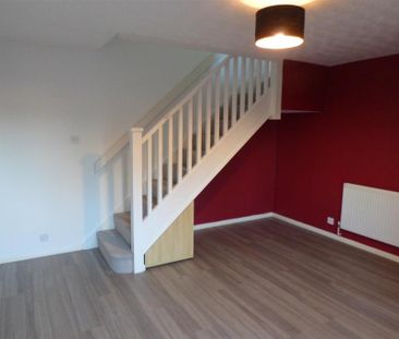2 bedroom property to rent - Photo 1