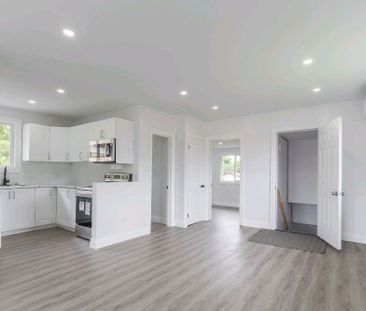 For Lease - 825 Cameron Street, Peterborough, Ontario - Photo 5