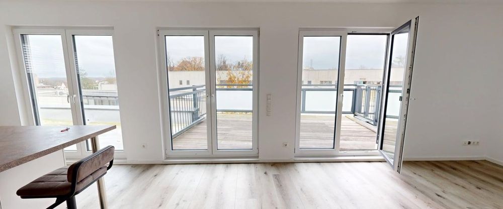 Exklusives Neubau-Maisonette-Penthouse mit Schlossblick, Dachterrasse, Garage in 1A-Lage - Photo 1