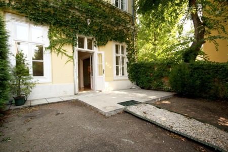 BADEN, BESTLAGE im ZENTRUM ! Altbau-Palais: ehemalige Miet - WOHNUNG auch sehr gut als Büro/Kanzlei nutzbar: mit kleinen eigenem Garten - GRÜN und RUHIG - Photo 3