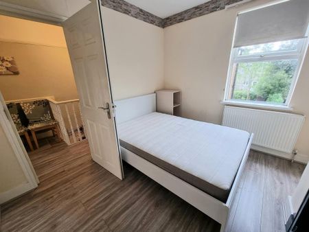 2 bedroom terraced house to rent - Photo 5