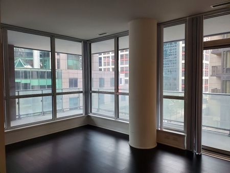 For Lease - 8 Mercer Street Unit# 405, Toronto, Ontario - Photo 3