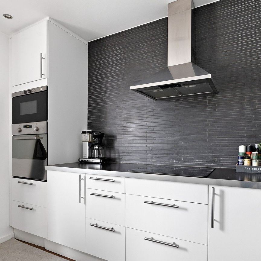 Pressarvägen, Järfälla - Foto 1