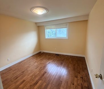 For Lease - 853 Huntingwood Drive Unit# 1, Toronto, Ontario - Photo 5