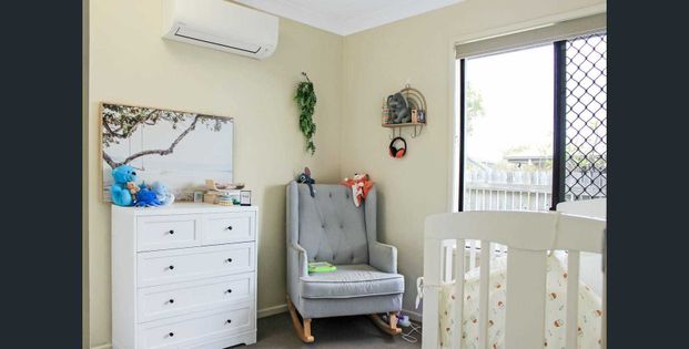 4 Bedroom House in Peaceful Neighborhood - Photo 1