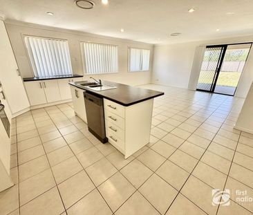 STUNNING 4-BEDROOM FAMILY HOME – PERFECT FOR COMFORTABLE LIVING! - Photo 5