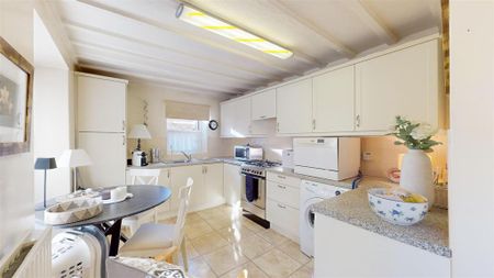 2 bedroom detached house to rent - Photo 2