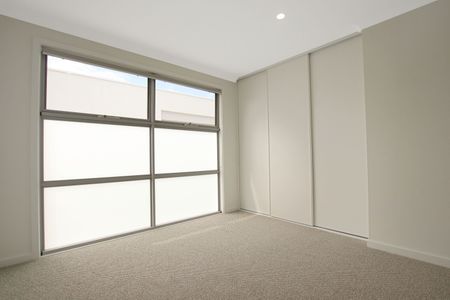 Modern Elegance Meets Effortless Living in the Heart of Marden - Photo 3