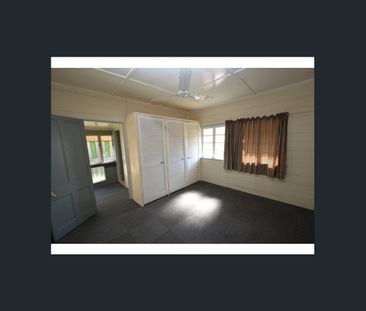 🏡 Spacious 5-Bedroom Family Home in Allenstown – Perfect for Modern... - Photo 3