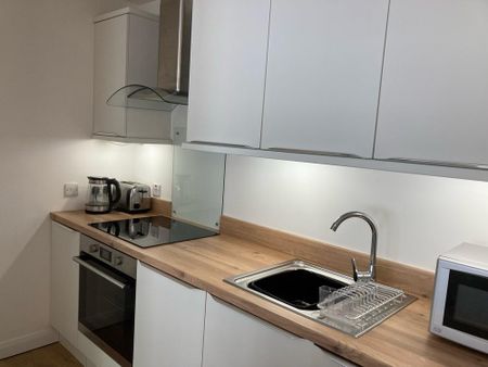 1 bedroom flat to rent - Photo 3