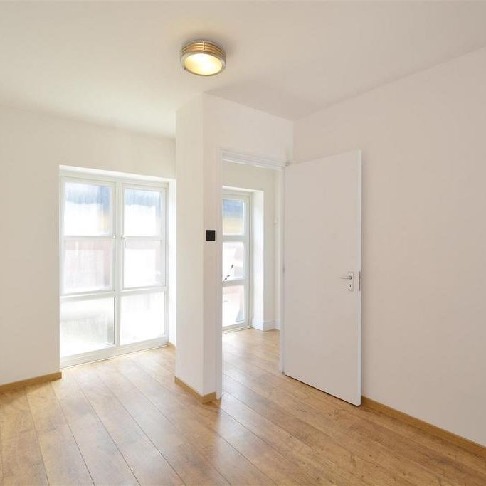 4 bedroom terraced house to rent - Photo 1