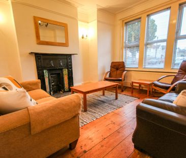 Curzon Road, Bournemouth, BH1 - Photo 1