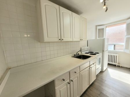 For Lease - 852 Broadview Avenue Unit# 106, Toronto, Ontario - Photo 5