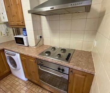 Flat 4 17-19 Fitzroy Avenue, Belfast, BT7 1HS - Photo 3