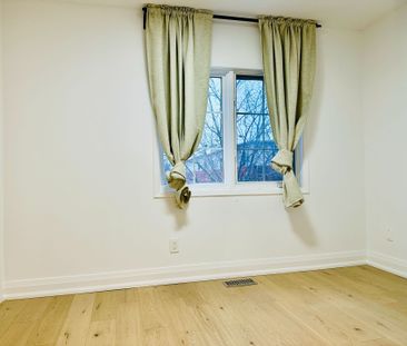 For Lease - 76 Mosaics Avenue, Aurora, Ontario - Photo 5