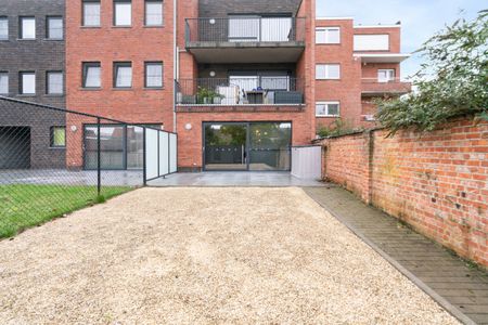 Recent gelijkvloers appartement met 2 slaapkamers en tuintje - Photo 5