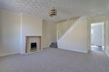2 bedroom terraced house to rent - Photo 3