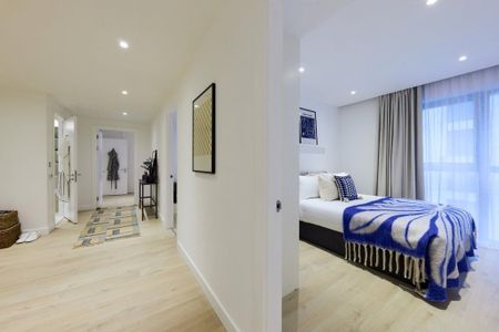 3 bedroom flat to rent - Photo 3