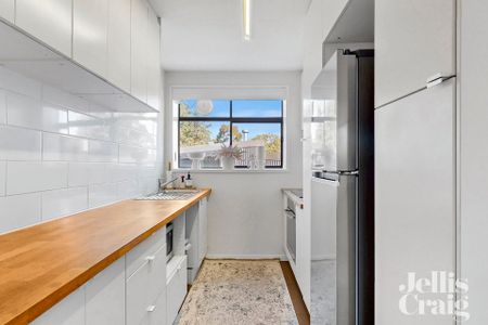 7/15 Shaftesbury Street, Essendon - Photo 2