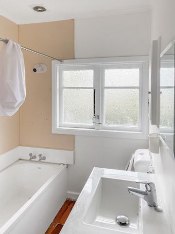 Stand alone brick home! - Photo 3