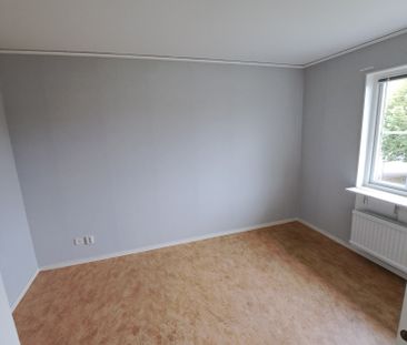 Badhusgatan, Vara - Foto 2