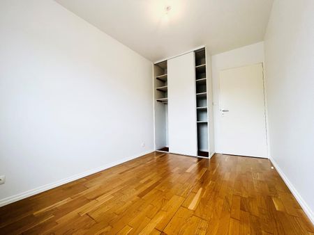 Location Appartement 3 pièces 68m² MACON 71000 - Photo 2