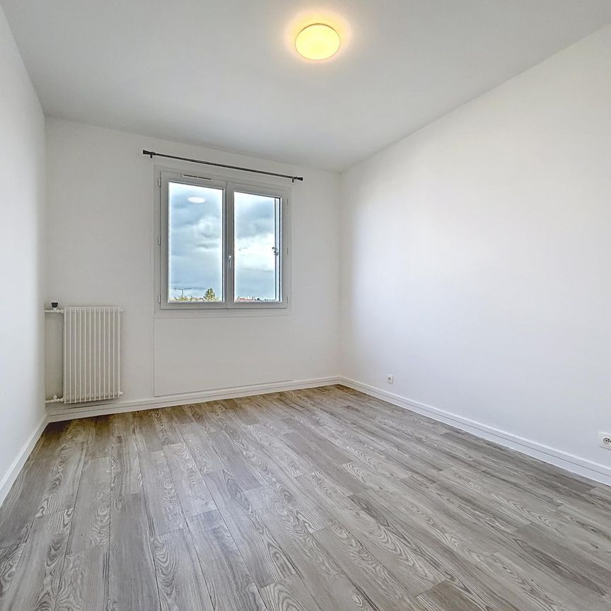 Location Appartement 2 pièces 46m² ROMILLY SUR SEINE 10100 - Photo 1