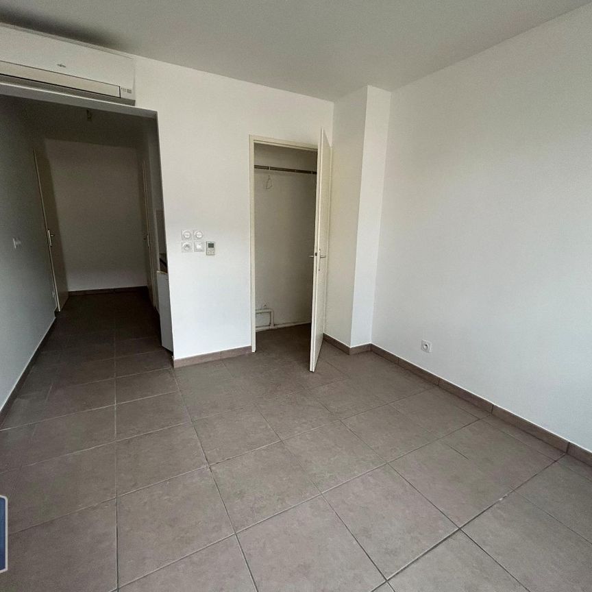 Location Appartement 1 pièce 22m² ST ETIENNE 42000 - Photo 1