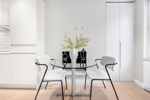 Studio flat to rent in Marylebone - Photo 1