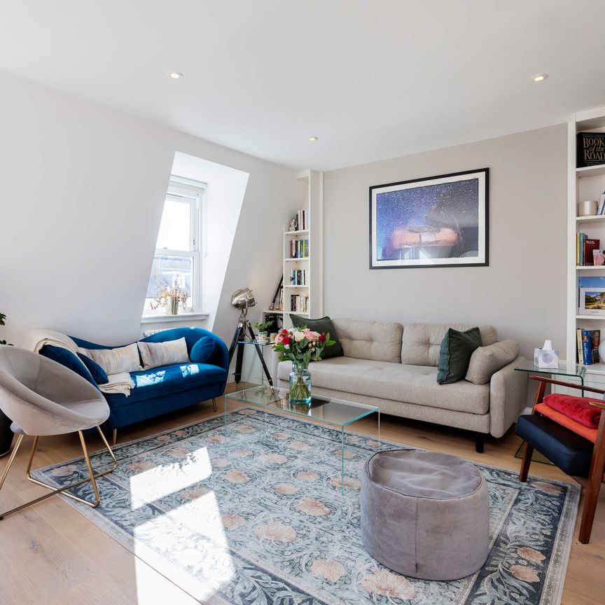 Sinclair Road, W14 - Photo 1