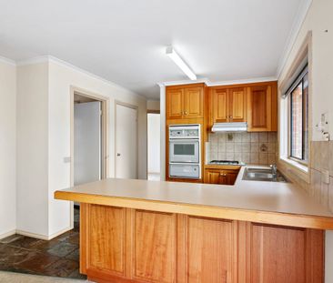 Two-Bedroom Townhouse with Tranquil Garden Setting - Photo 3