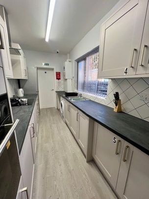 Room in a Shared House, Dean Road, B23 - Photo 1